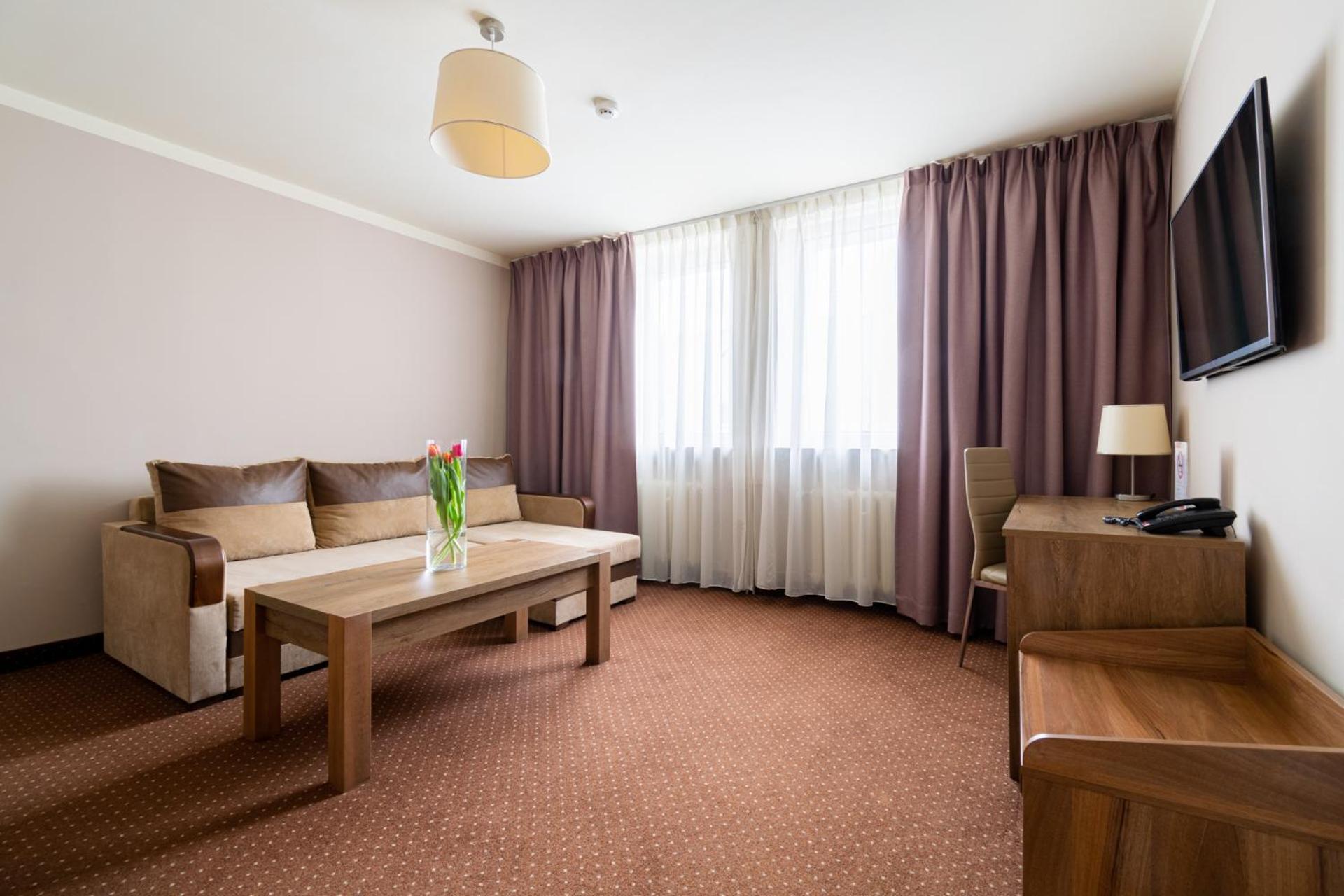 Hotel Diament Zabrze - Gliwice Екстериор снимка