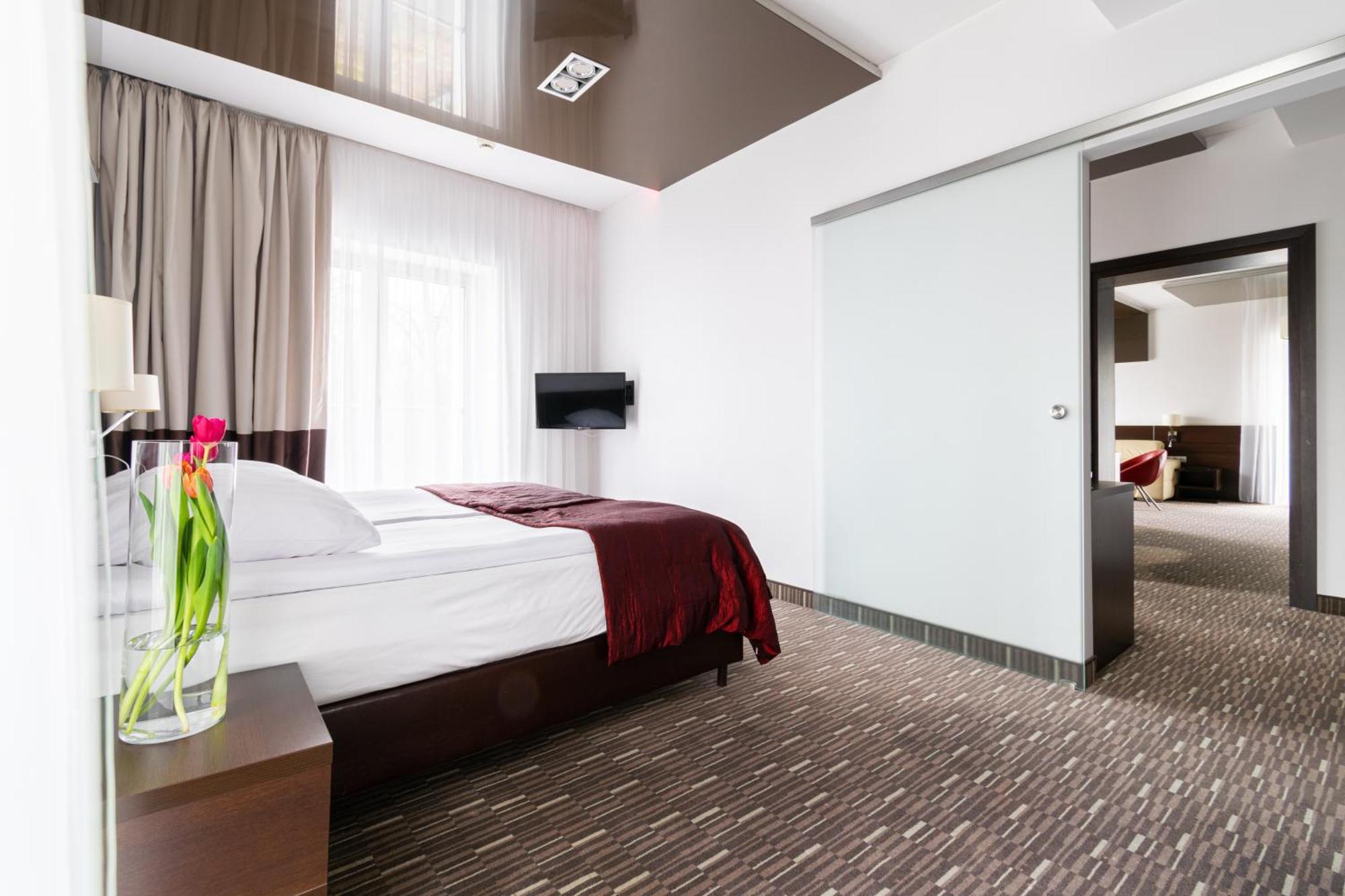 Hotel Diament Zabrze - Gliwice Екстериор снимка