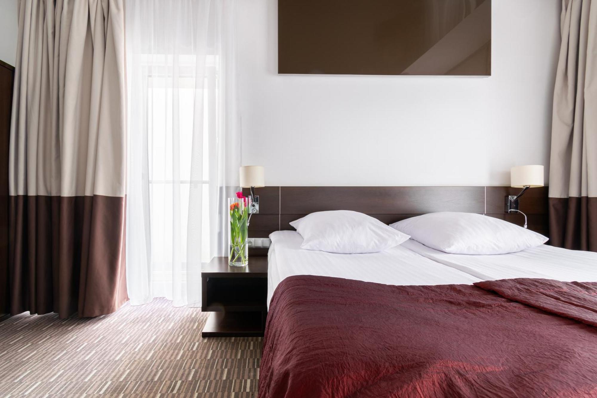 Hotel Diament Zabrze - Gliwice Екстериор снимка