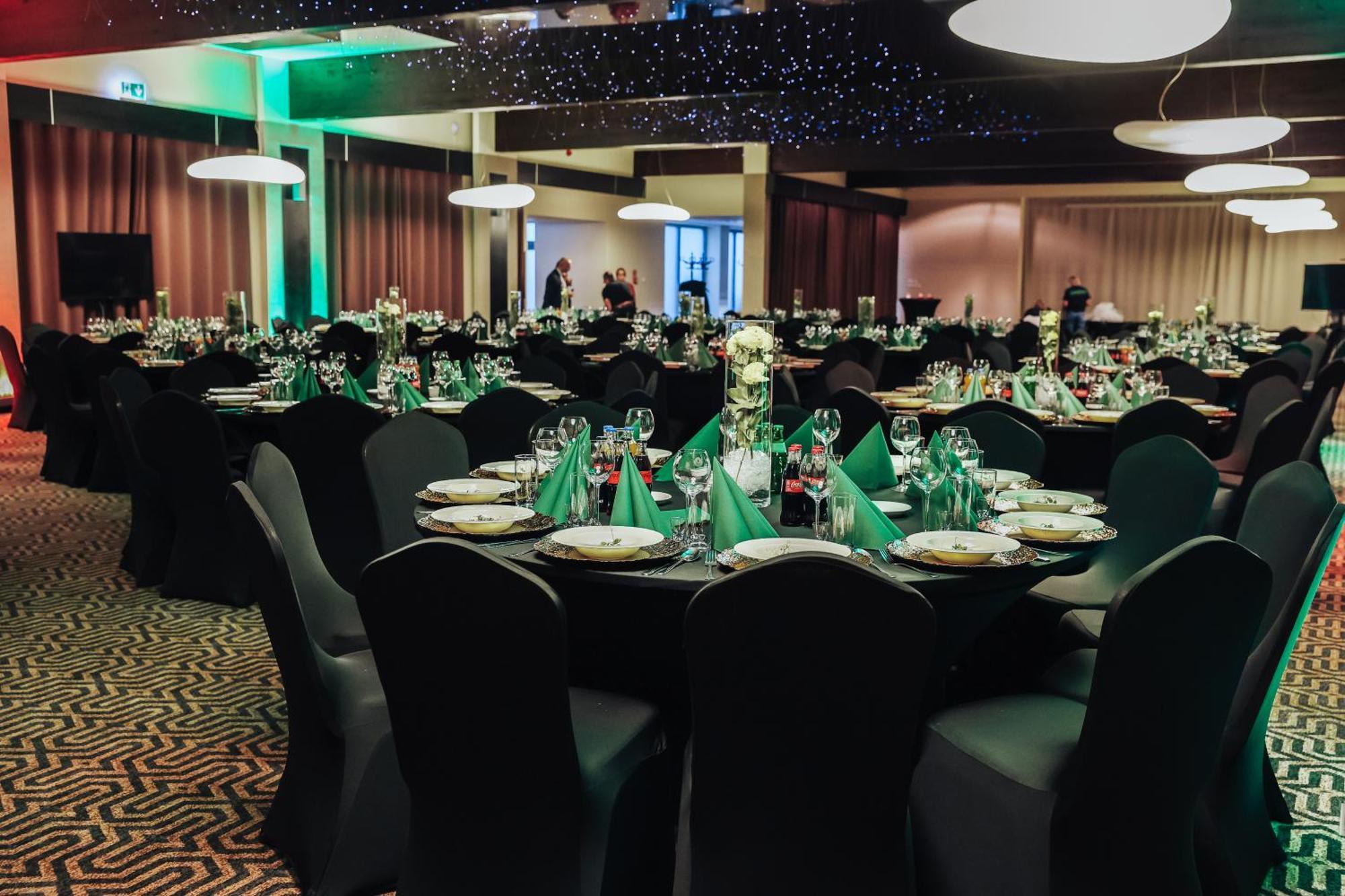 Hotel Diament Zabrze - Gliwice Екстериор снимка